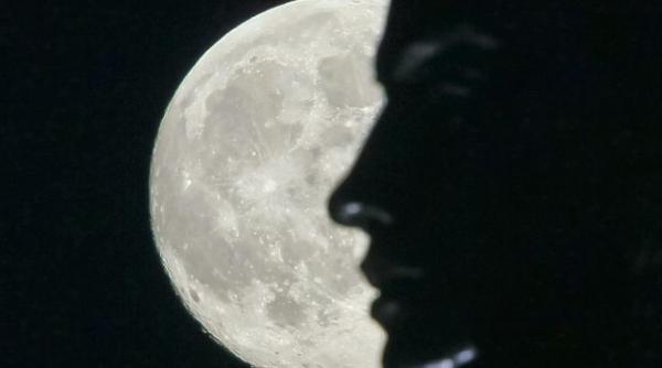 cum s a vazut superluna in lume vezi cele mai spectaculoase imagini video