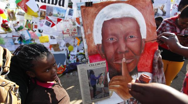 nelson mandela nu poate muri pentru ca sufletul lui nu este linistit explicatia liderilor traditionali sud africani