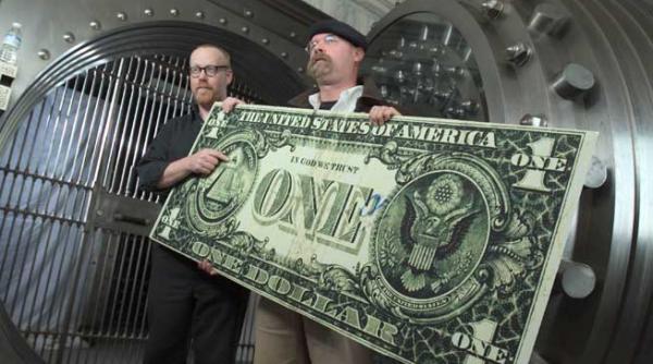 exclusiv vanatorii de mituri cele mai tari momente adam si jamie ne spun care au fost episoadele lor preferate din ultimii 10 ani