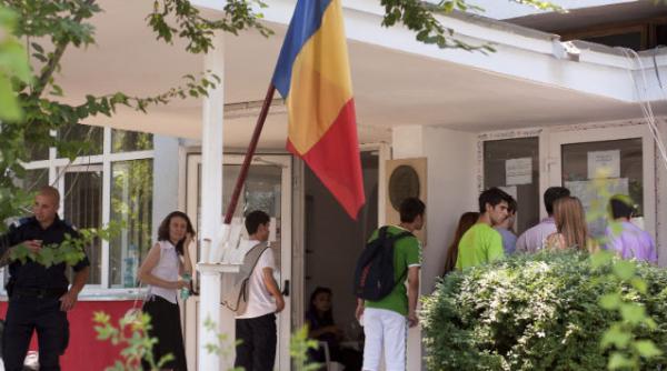 nereguli la evaluarea nationala 18 note au fost schimbate inainte de a fi afisate la scoala 115 din capitala