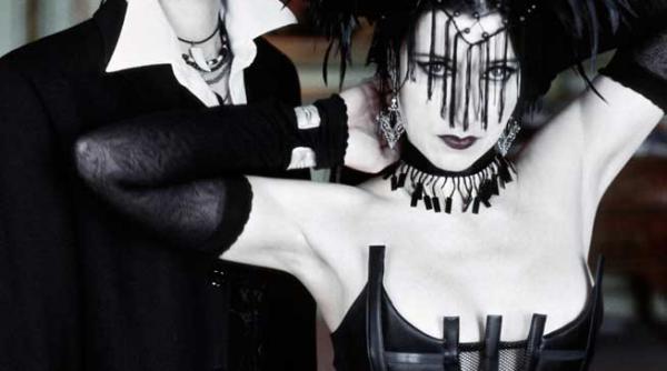 pe 10 august lacrimosa e headliner la artmania