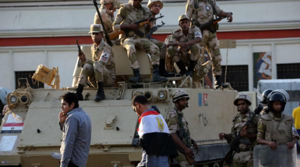 armata egipteana indeamna la unitate si reconciliere