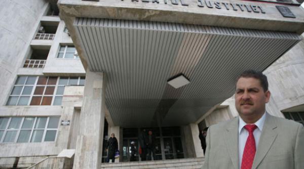 fost candidat la presedintie arestat pentru evaziune fiscala