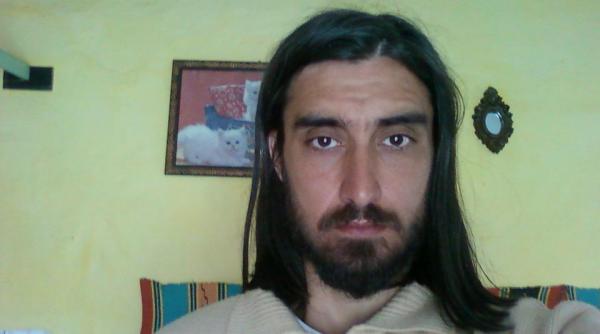 barbatul care a incercat sa detoneze o bomba la facultatea de electronica din iasi retinut pentru acte de terorism