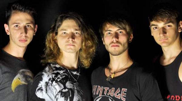 phenomenon canta pentru motoristi la black and white motors fest de la lehliu