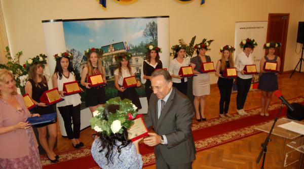 bac 2013 elevi nota 10