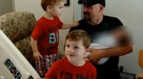 medicii uluiti nu am mai vazut asa ceva cum arata un bebelus cand a fost adus pe lume video