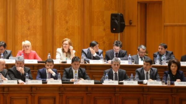 cate case masini si terenuri strang sefii ministerelor guvernului ponta