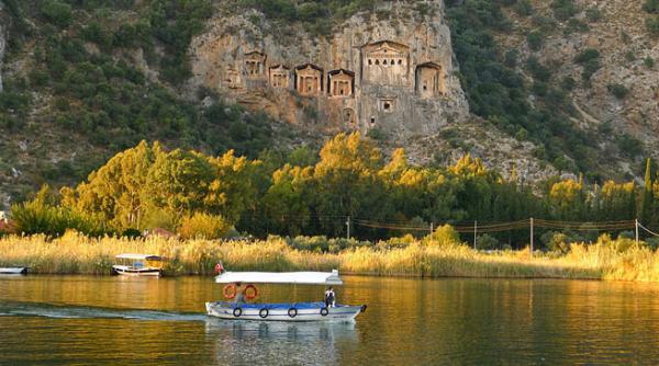 excursie din marmaris in orasul dalyan