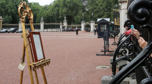 bebelusul regal pleaca acasa marti seara