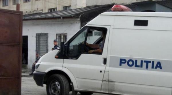 metoda accidentul practicata din inchisoare perchezitii in 5 penitenciare la detinutii suspectati de inselaciuni prin telefon