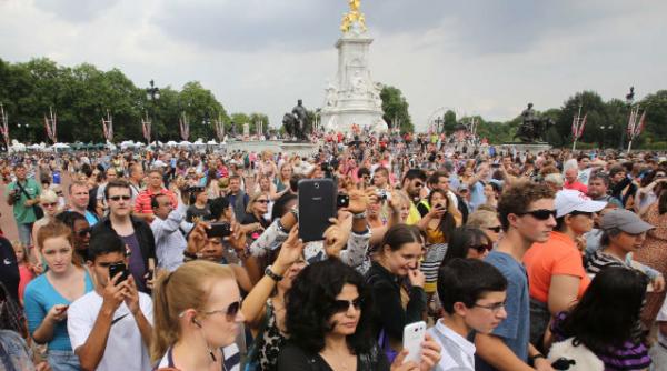 nasterea bebelusului regal salutata de intreg mapamondul