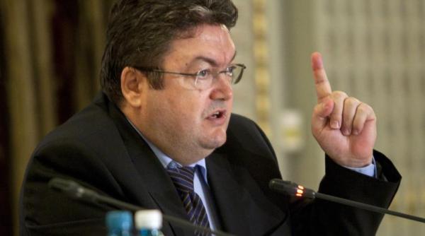 presedintele fundatiei miscarea populara postarea lui lazaroiu o gluma de vacanta