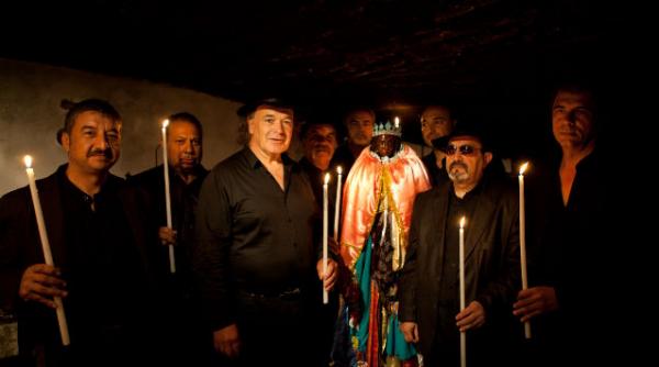 ursii din carpati tiganii lautari care au speriat vestul video