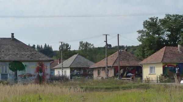 turism intr un sat de romi in ungaria la bodvalenke o initiativa artistica isi propune sa lupte impotriva ideilor preconcepute