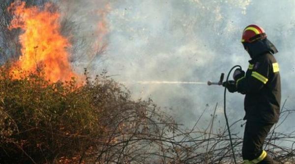 incendiu de padure violent in apropierea sitului arheologic phaistos din creta