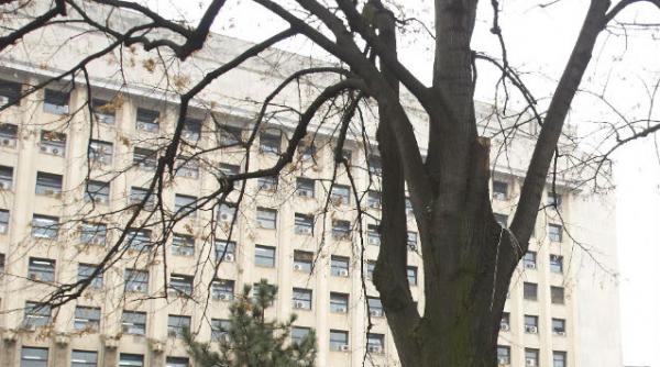 ministerul transporturilor reduce cu 4 numarul posturilor