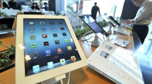 android aproape sa ingroape si ipad urile