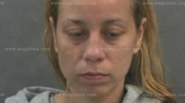 dementa a dat foc propriului caine apoi a postat pe facebook nu toti cainii se duc in rai