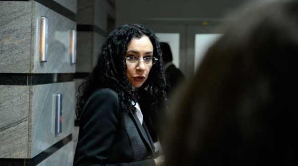 haineala in cardasie cu un tablagiu si nevasta lui procuroare