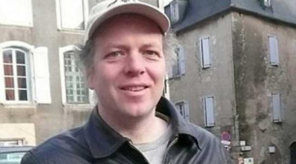 profesor geniu gasit mort padure adrian wrigley