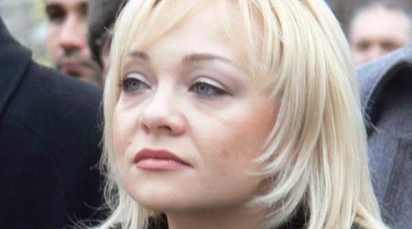 blonda lui boc somera de lux