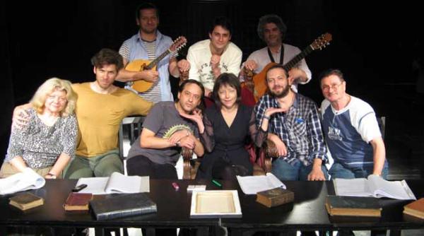 cand actorii nu si iau vacanta dona juana cauta o scena cine o va oferi