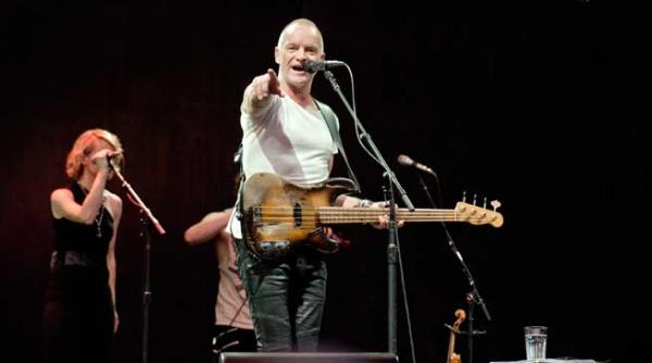 peste 10 000 de romani vrajiti de sting