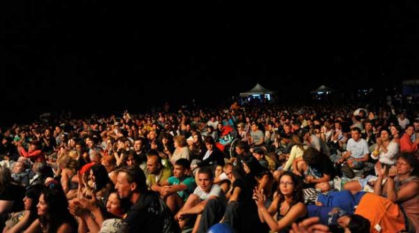 folk you florian pittis dincolo de lacomia revarsata