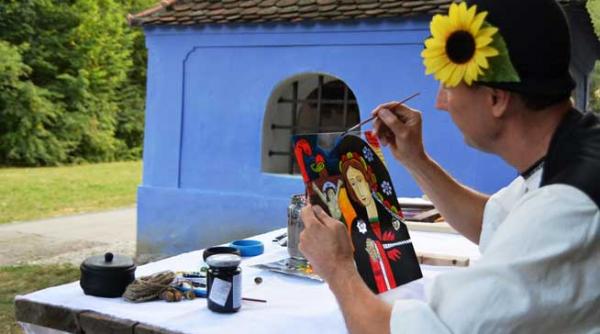 targul creatorilor populari din romania implineste 30 de ani