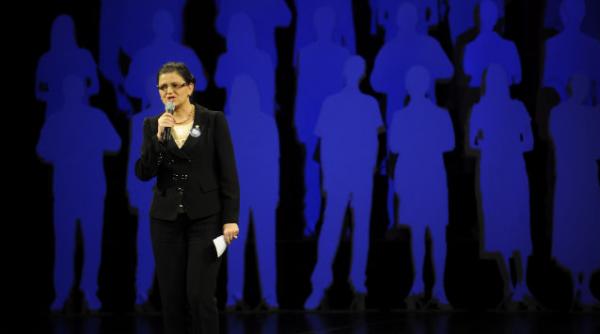 anca boagiu a depus plangere la parchet impotriva lui dan sova acuzandu l de ascunderea contractului bechtel