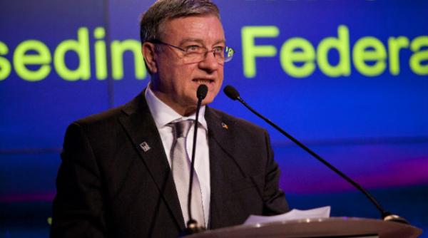 mircea sandu da replica grevistilor foamei de la rapid nu eu am bagat clubul in faliment