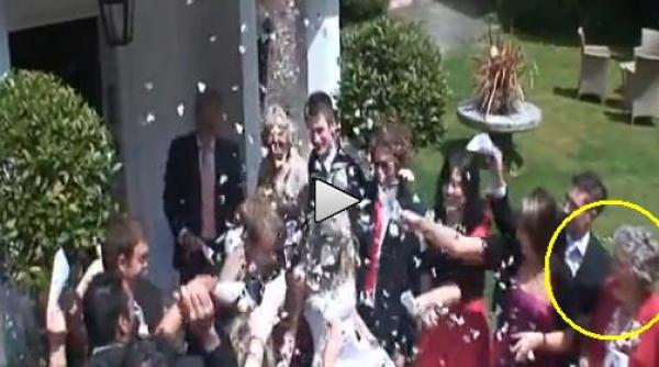 bunica uituca i a stricat nunta ce pateste o mireasa la iesirea din biserica video