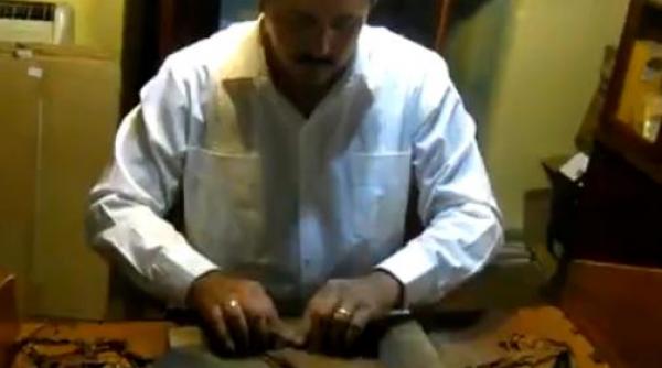 cum se fabrica legendarele trabucuri cohiba preferatele lui fidel castro video