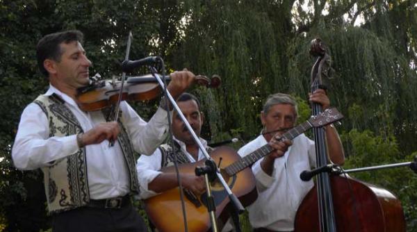 muzica din lada de zestre la festivalul tarafuri si fanfare