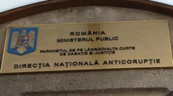 dna 96 de profesori si elevi urmariti penal privind fraudarea examenului de bacalaureat in judetul ialomita in 2012