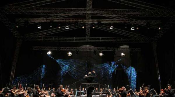 promenada operei in aer liber