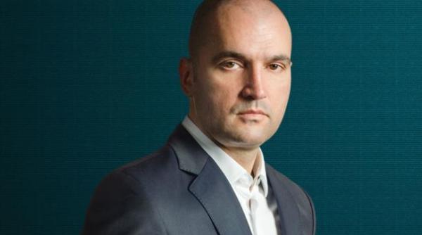 sorin alexandrescu la politie pentru a verifica stadiul plangerii penale impotriva administratorului de la rcs rds