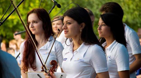 chisinau youth orchestra la sinaia si bucuresti