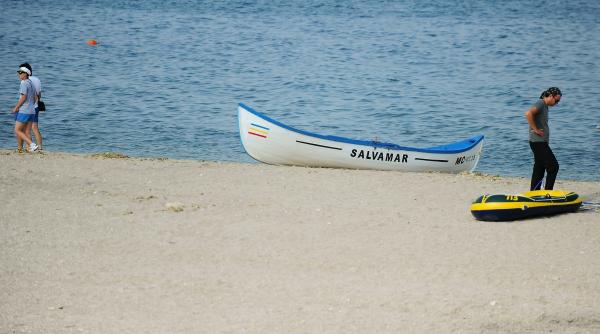 actorul cristian grigorescu dat disparut dupa ce a fost lovit de un val puternic in statiunea jupiter