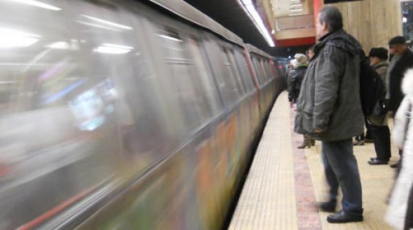 o femeie s a sinucis aruncandu se in fata metrolului la piata unirii