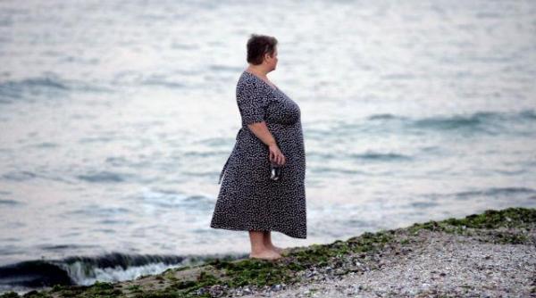 peste 4 000 de tone de alge stranse de pe plajele litoralului in ultimele zile