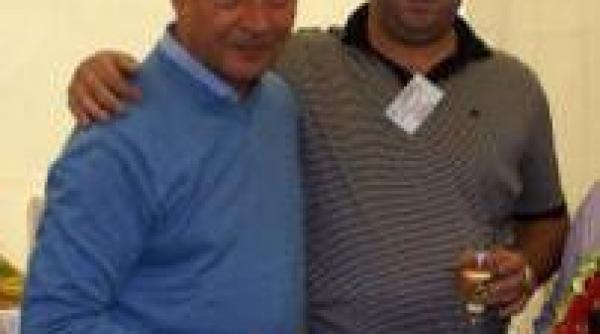 noul rege al romilor la sprit cu basescu si invitat la nunta lui eba