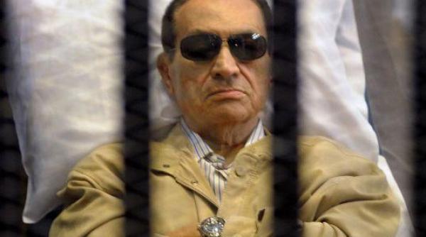 mubarak din nou in boxa acuzatilor