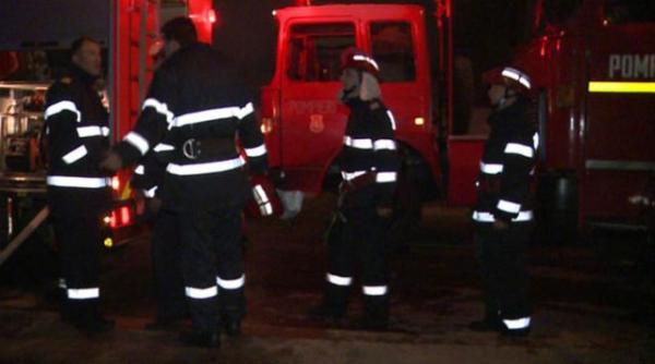 incendiu violent intr un apartament din zona fundeni