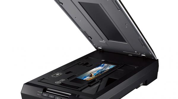 perfection de pe scanner direct pe facebook