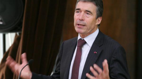 nato avertizeaza folosirea armelor chimice este inacceptabila si nu va ramane fara raspuns