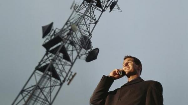 bucuria romanului reduce drastica a tarifelor telecom impusa de ancom