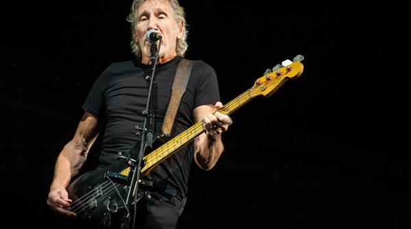 un show coplesitor zidul lui waters