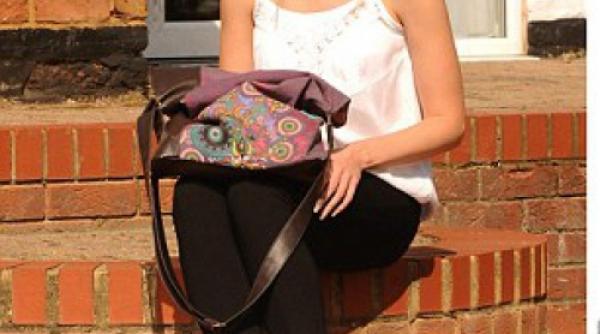 a stat cu o avere uriasa in geanta pentru trei luni fara sa stie cand am descoperit am urlat de bucurie foto